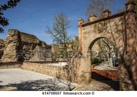 El Alcázar de Talavera de la Reina o Alcázar de Abderramán III El Alcázar de Talavera de la Reina o Alcázar de Abderramán III