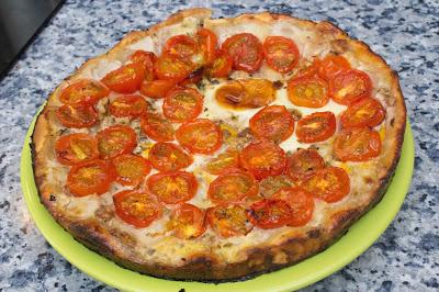 Quiché de pera, mozarella y cherrys Quiché de pera, mozarella y cherrys