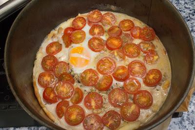 Quiché de pera, mozarella y cherrys Quiché de pera, mozarella y cherrys