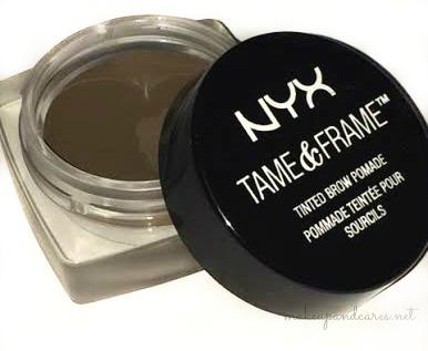 Tinted Brow Pomade de Nyx .