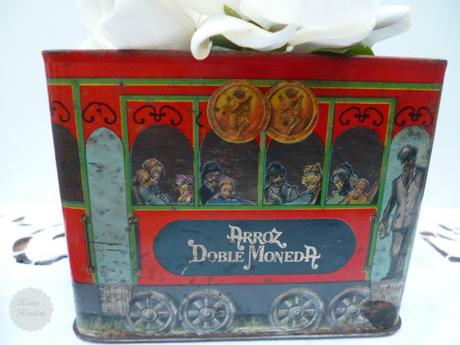 4 Floreros NO convencionales. 4 Floreros NO convencionales.