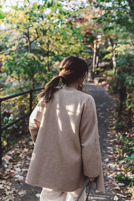 Central Park Central_Park-Beige_Coact-Gucci_Bag-Superga_Sneakers-Culottes-Nude_Outfit-Collage_Vintage-Street_Style-20