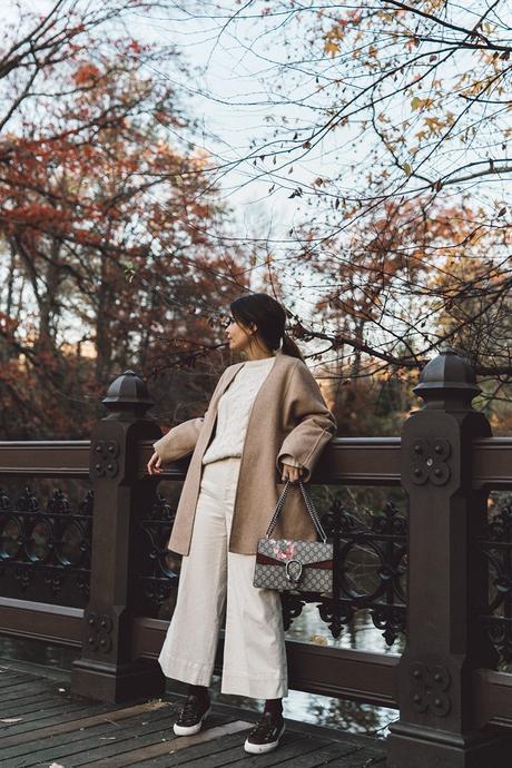 Central Park Central_Park-Beige_Coact-Gucci_Bag-Superga_Sneakers-Culottes-Nude_Outfit-Collage_Vintage-Street_Style-24