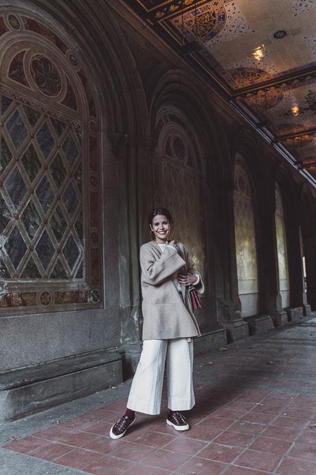 Central Park Central_Park-Beige_Coact-Gucci_Bag-Superga_Sneakers-Culottes-Nude_Outfit-Collage_Vintage-Street_Style-40