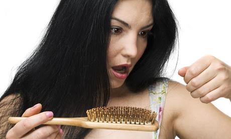 Parando la Caída del Cabello en el PostParto. Parando la Caída del Cabello en el PostParto.