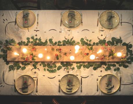 Mesa #navidad: flores, velas y verde