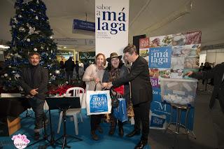 Bloguera del Año 2015. Me dieron el premio durante la apertura en el puente de la Inmaculada para Sabor A Malaga donde me dieron el Premio a La Mayor Comunicación y Difusión en redes con Sabor a Malaga y Gastronomia de la tierra. Y dieron los diploma... Bloguera del Año 2015. Me dieron el premio durante la apertura en el puente de la Inmaculada para Sabor A Malaga donde me dieron el Premio a La Mayor Comunicación y Difusión en redes con Sabor a Malaga y Gastronomia de la tierra. Y dieron los diploma...