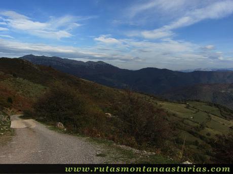 Circular Coañana Saleras: Pista a Villamarcel Circular Coañana Saleras: Pista a Villamarcel