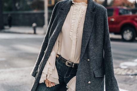 Guggeheim-Grey_Long_Coat-Ruffled_Shirt-Guess_Jeans-Valentino_Shoes-Chanel_Vintage_Bag-Outfit-Look_Of_The_Day-NY-45