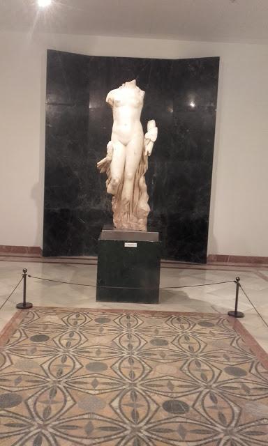 MUSEO ARQUEOLÓGICO DE SEVILLA MUSEO ARQUEOLÓGICO DE SEVILLA