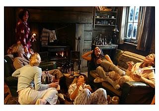 Pegaditas: El descenso I (2005) y II (2009). Pegaditas: El descenso I (2005) y II (2009).