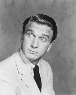 Leslie Nielsen: Recordando a una de las grandes figuras del humor absurdo norteamericano.