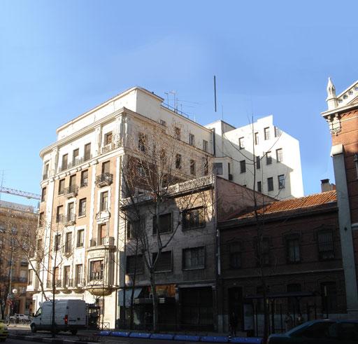 Edificio en Goya