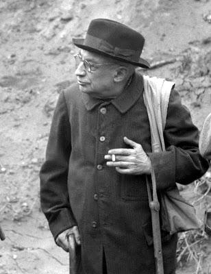 El genio primordial, un descubrimiento increíble, un abate defensor y una rectificación honesta. El genio primordial, un descubrimiento increíble, un abate defensor y una rectificación honesta.