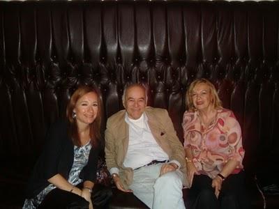 Editorial Endira agasajó a periodistas en un lujoso restaurante Editorial Endira agasajó a periodistas en un lujoso restaurante