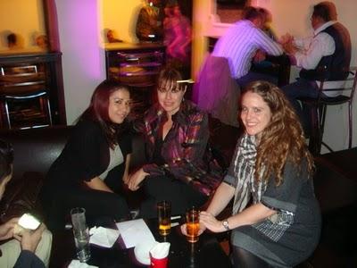 Editorial Endira agasajó a periodistas en un lujoso restaurante Editorial Endira agasajó a periodistas en un lujoso restaurante