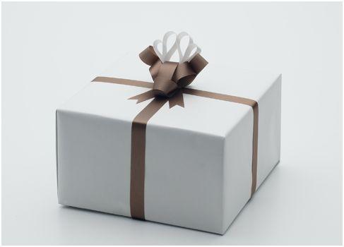 Elaborados lazos para adornar regalos. decorar regalos con lazos