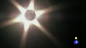 Primer plano del eclipse que ocurre en la serie