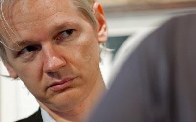 Wikileaks, un “garganta profunda” en la red.