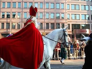 Otra vez llega San Nicolás a los Países Bajos y Bélgica desde España.