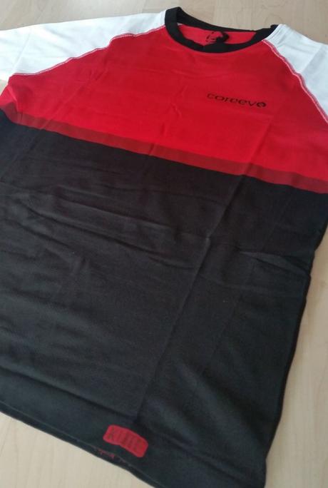 Banco de pruebas, Coreevo K-Lite 2.0 camiseta coreevo k-lite 2.0