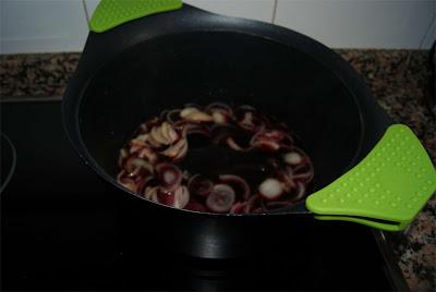 Costillas a la crema de vino tinto paso 3 Costillas a la crema de vino tinto paso 3