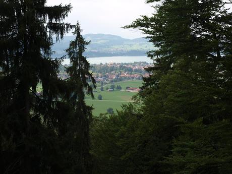 Castillo de Füssen, fotos y mapas para llegar a la tienda de entradas y autobús del castillo.