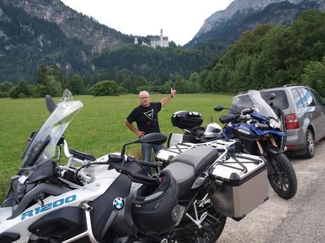 Castillo de Füssen, fotos y mapas para llegar a la tienda de entradas y autobús del castillo.