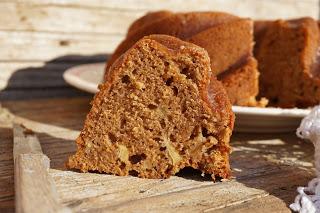 Bizcocho de especias y manzana Bizcocho de especias y manzana