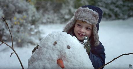 Scrabble muestra la magia de la Navidad utilizando anagramas en este bonito anuncio Scrabble muestra la magia de la Navidad utilizando anagramas en este bonito anuncio