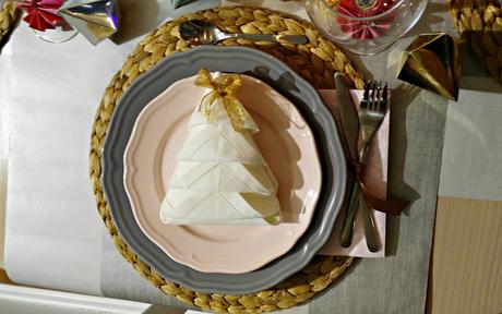 ¿VIENES A CENAR A NUESTRO ESCAPARATE? ¿VIENES A CENAR A NUESTRO ESCAPARATE?