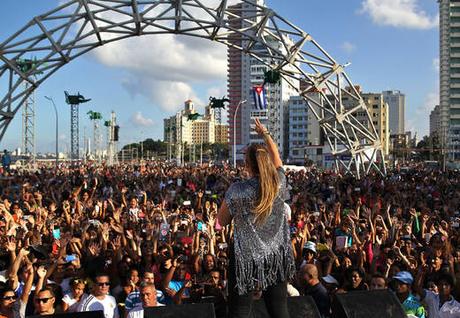 Olga Tañón cumple su promesa y canta a los cubanos olgat4.520.360.jpg