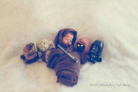 Sesión de fotos de un recién nacido inspirada en Star Wars Sesión de fotos de un recién nacido inspirada en Star Wars