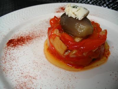 TIMBAL DE PIMIENTO ASADO Y BACALAO