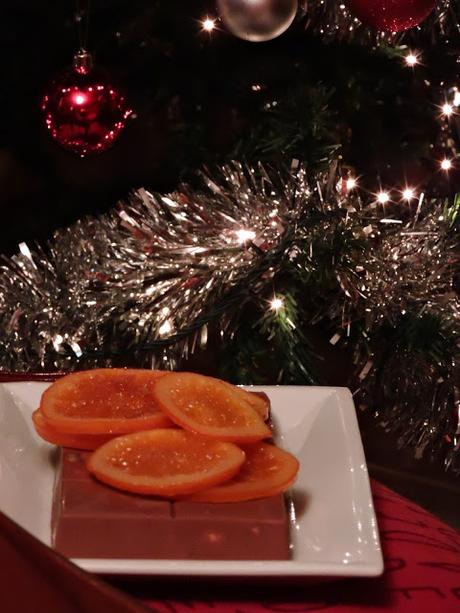 Turron de chocolate, almendras y naranjas confitadas!