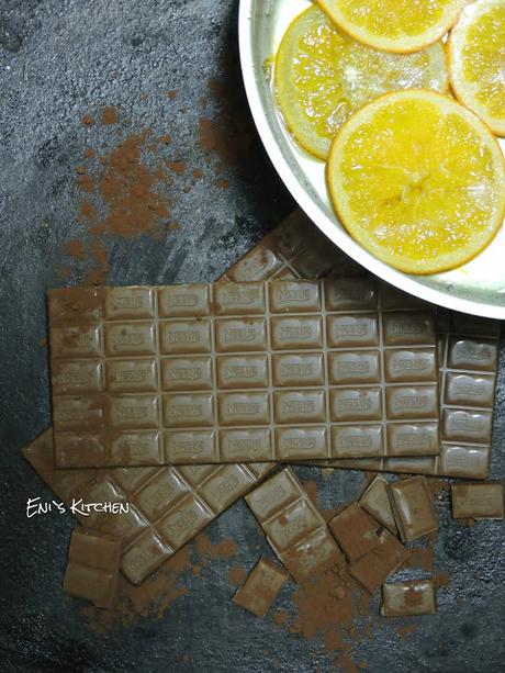 Turron de chocolate, almendras y naranjas confitadas!