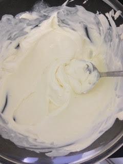 CHEESECAKE CON M&M´s CHEESECAKE CON M&M´s