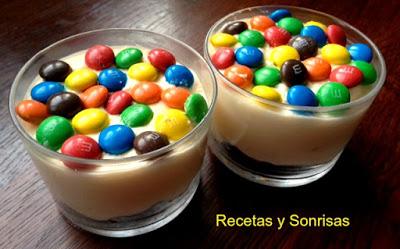 CHEESECAKE CON M&M´s CHEESECAKE CON M&M´s