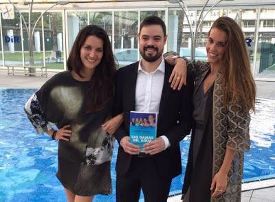 Andrés Corpas: “Las nadadoras convierten la cotidianidad en una vía de escape”