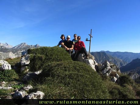 Senda del Cartero, Peña Salón y Sedo Vibolines: Cima de Peña Salón