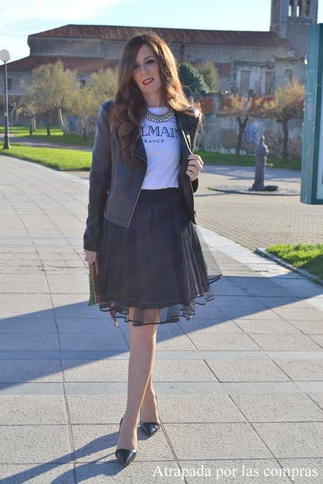 LOOK DE NOCHE: FALDA DE TUL Y CAMISETA