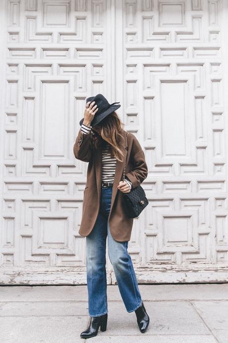 MotherDenim-Cropped_Jeans-Striped_Top-Grey_Hat-Camel_Coat-Black_Booties-Vintage_Belt-Outfit-Street_Style-29