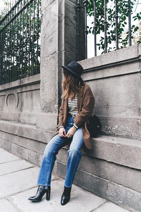 MotherDenim-Cropped_Jeans-Striped_Top-Grey_Hat-Camel_Coat-Black_Booties-Vintage_Belt-Outfit-Street_Style-