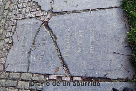 Bruselas: El mercado de la Plaza Meudon y un cementerio convertido en parque infantil Bruselas: El mercado de la Plaza Meudon y un cementerio convertido en parque infantil