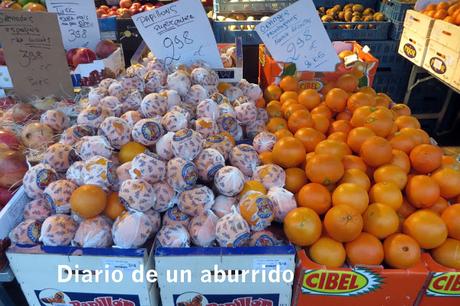 Bruselas: El mercado de la Plaza Meudon y un cementerio convertido en parque infantil Bruselas: El mercado de la Plaza Meudon y un cementerio convertido en parque infantil