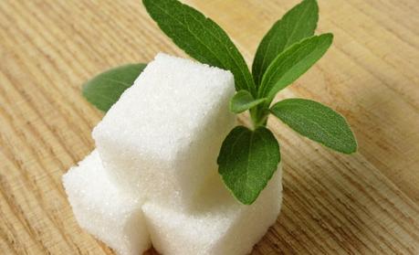 ¿En qué se diferencia la stevia del aspartamo y la sacarina?