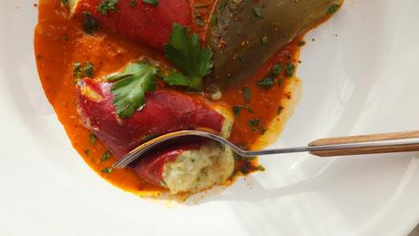Los pimientos del piquillo rellenos de bacalao que toda navidad necesita Los pimientos del piquillo rellenos de bacalao que toda navidad necesita