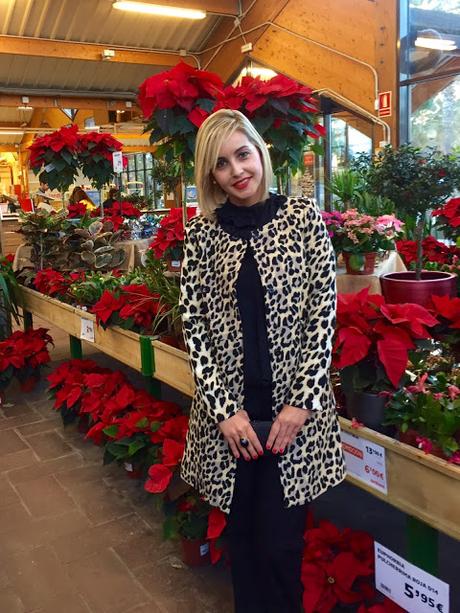 Christmas Outfit: Black & Animal Print Christmas Outfit: Black & Animal Print