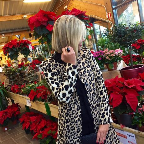 Christmas Outfit: Black & Animal Print Christmas Outfit: Black & Animal Print