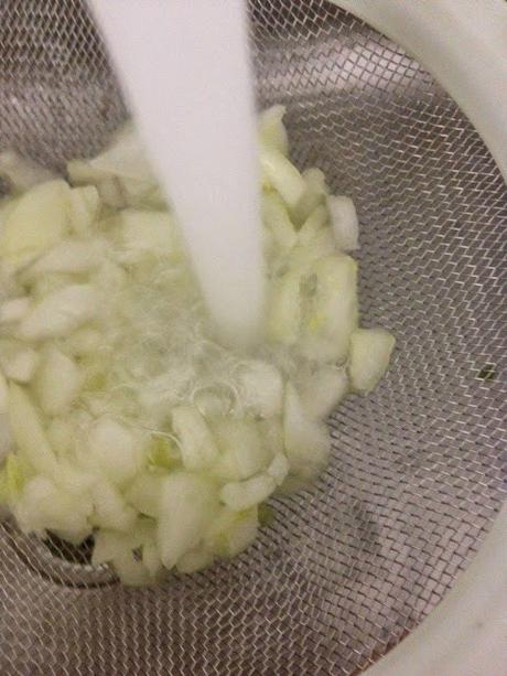 NACHOS CON GUACAMOLE Y SALMÓN NACHOS CON GUACAMOLE Y SALMÓN